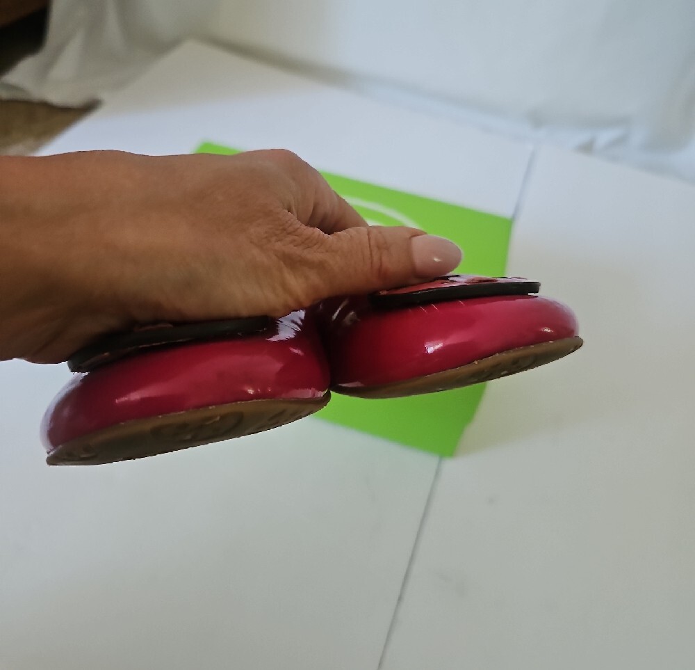 Patent Leather Women's Ballet Flats in Fuchsia, 7.5 - Picture 8 of 10